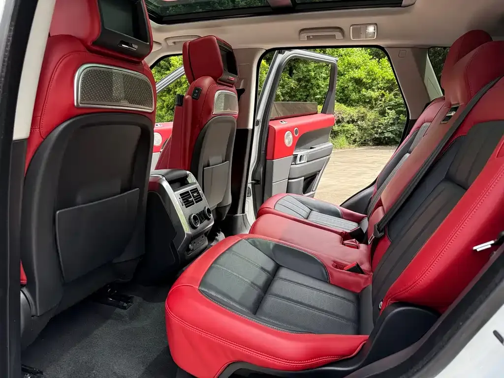 Land Rover Sport 2023 из CN, фото 9