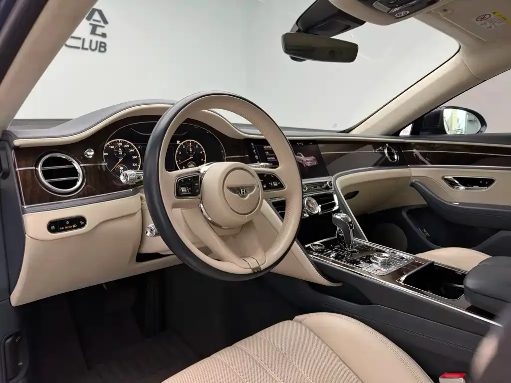 Bentley Flying Spur 2021 из CN, фото 6