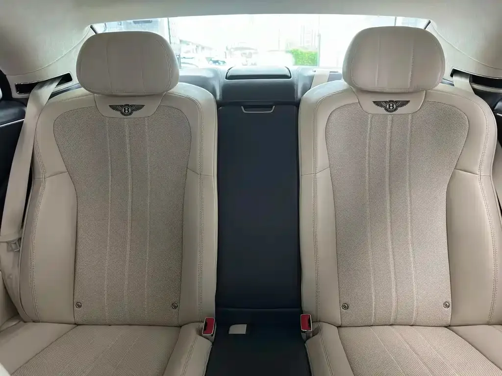Bentley Flying Spur 2021 из CN, фото 9