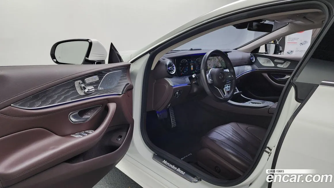 Mercedes-Benz CLS-Class — фото 10