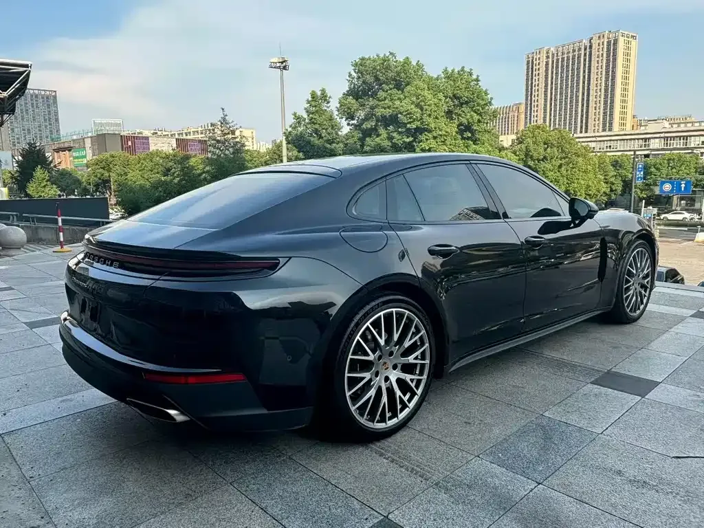 Porsche Panamera 2024 из CN, фото 3