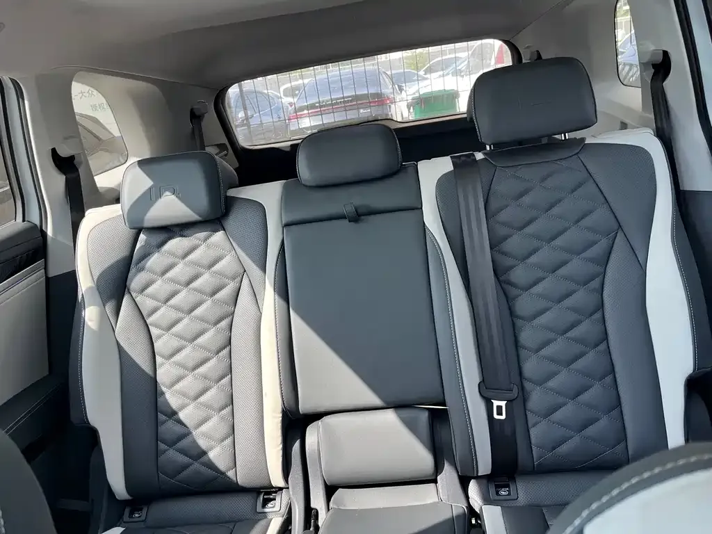 Volkswagen ID.6 Crozz 2024 из CN, фото 6