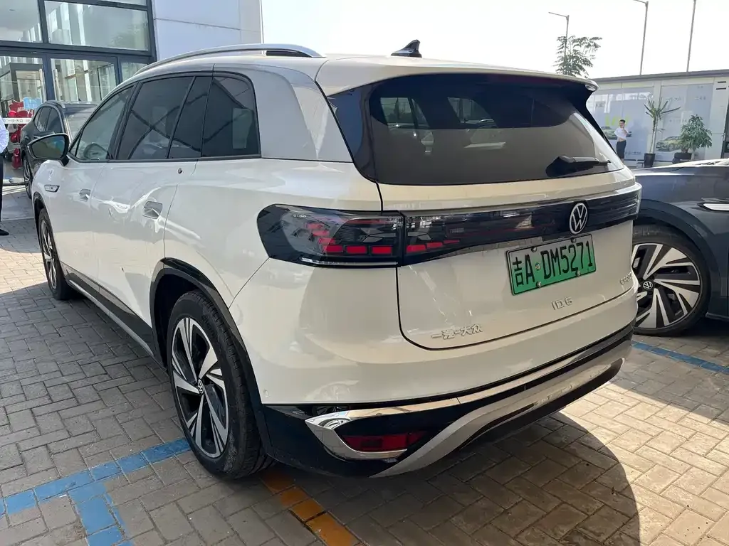 Volkswagen ID.6 Crozz 2024 из CN, фото 9