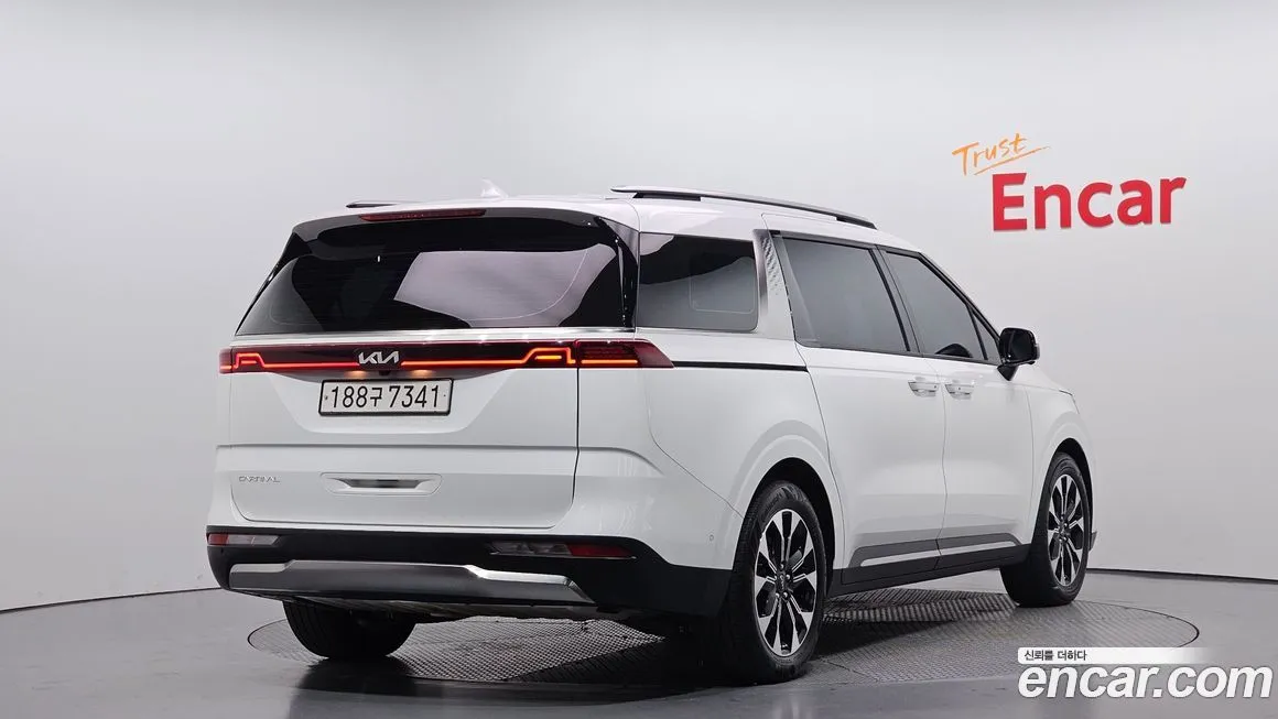 Kia Carnival 2023 из KR, фото 2