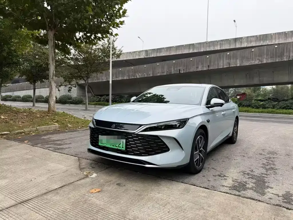 BYD Qin L — фото 1