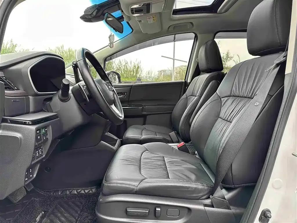 Honda Odyssey 2023 из CN, фото 4