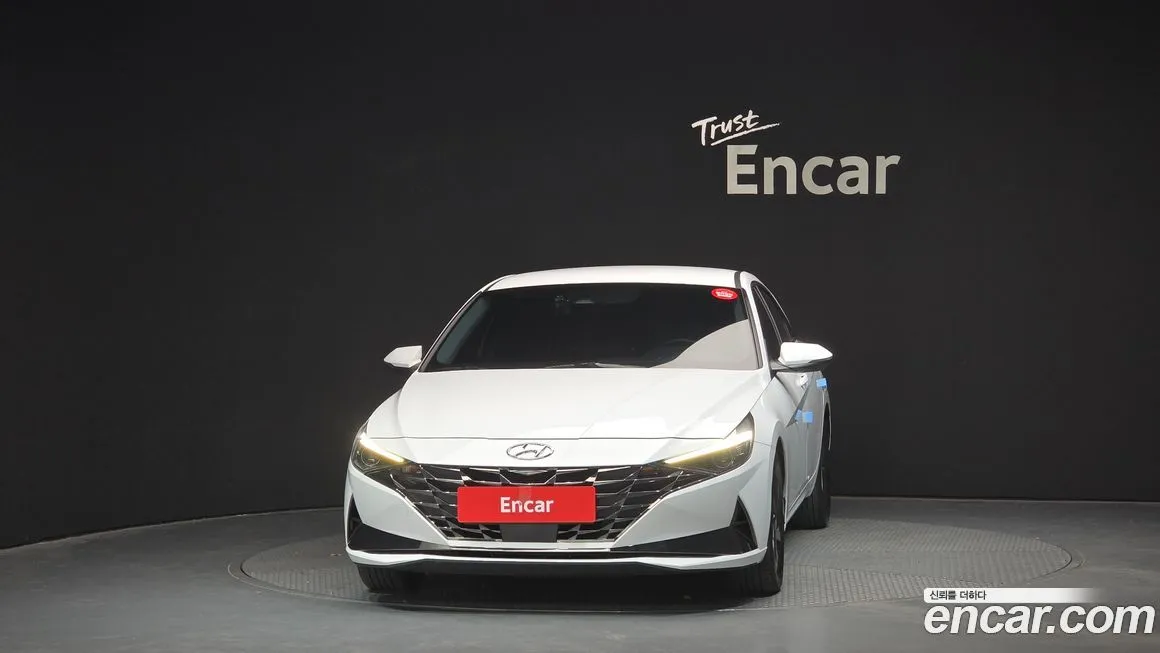 Hyundai AVANTE — фото 3
