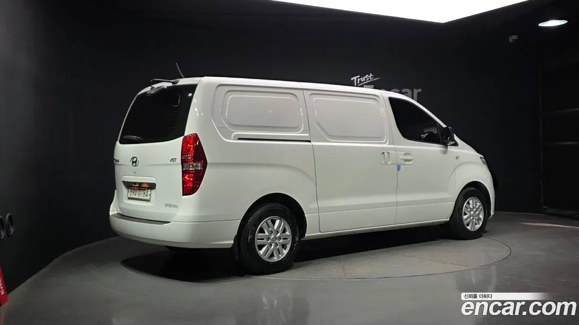 Hyundai Starex 2021 из KR, фото 2