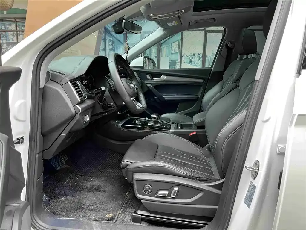 Audi Q5L 2024 из CN, фото 6