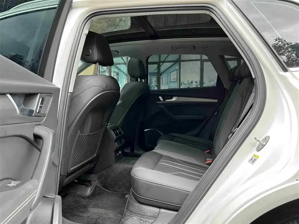 Audi Q5L 2024 из CN, фото 7