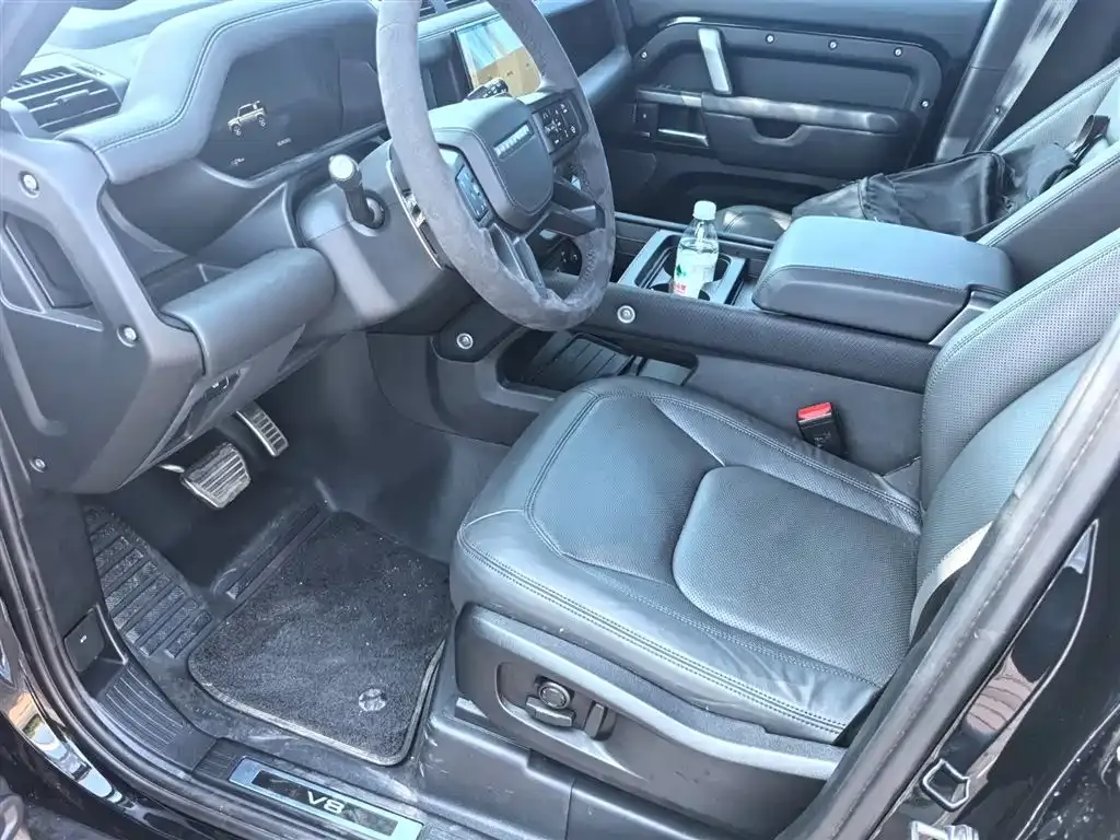 Land Rover Defender 2025 из CN, фото 4