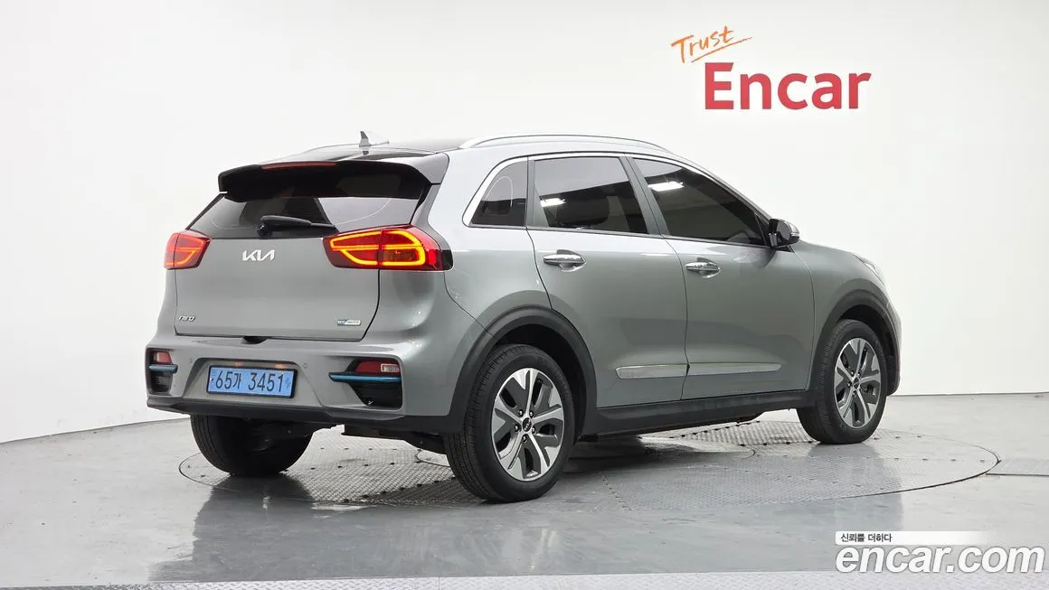 Kia Niro 2022 из KR, фото 2