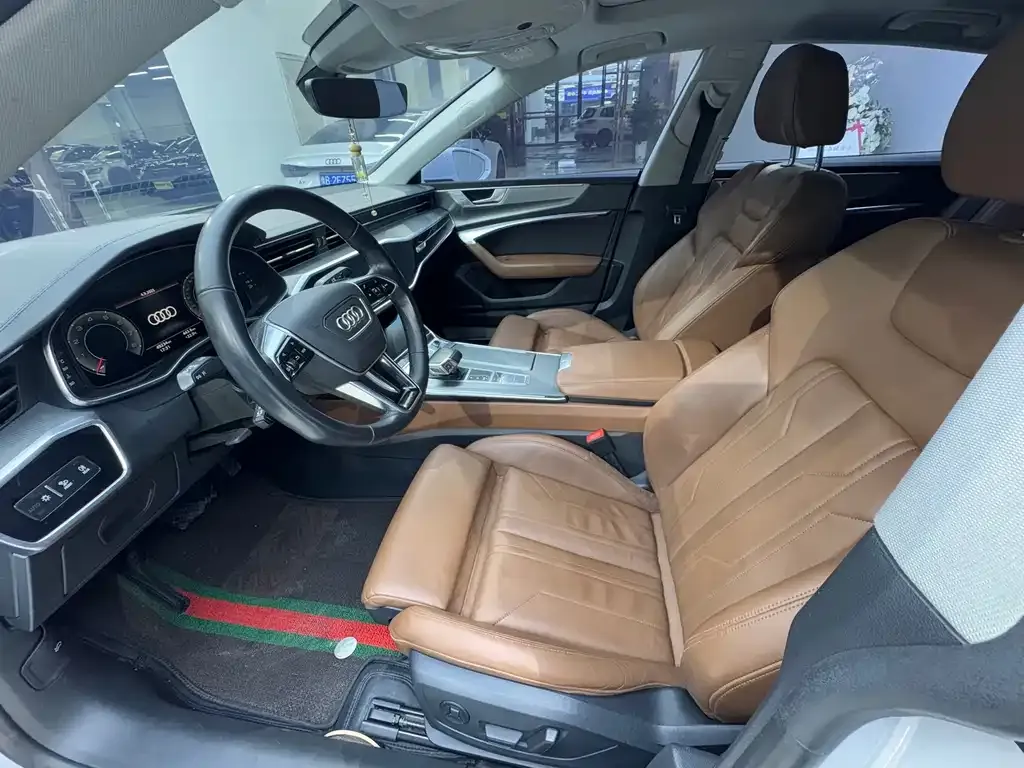 Audi A7 2022 из CN, фото 10