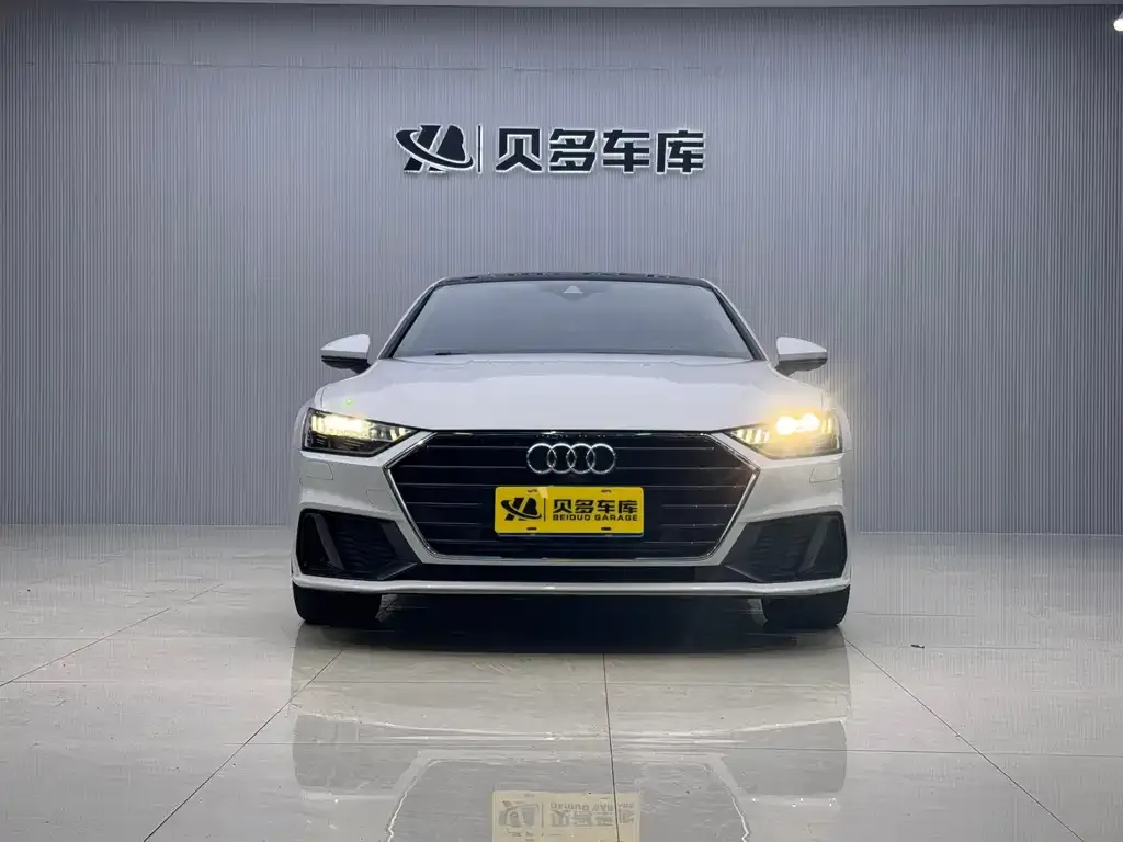 Audi A7 2022 из CN, фото 2