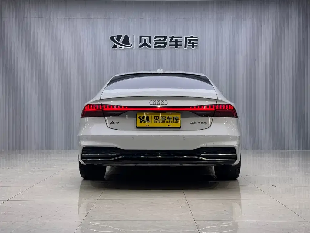 Audi A7 2022 из CN, фото 5