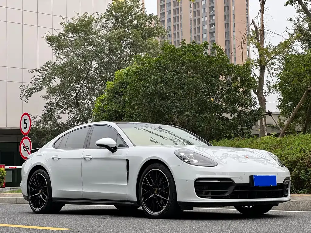Porsche Panamera 2022 из CN, фото 3