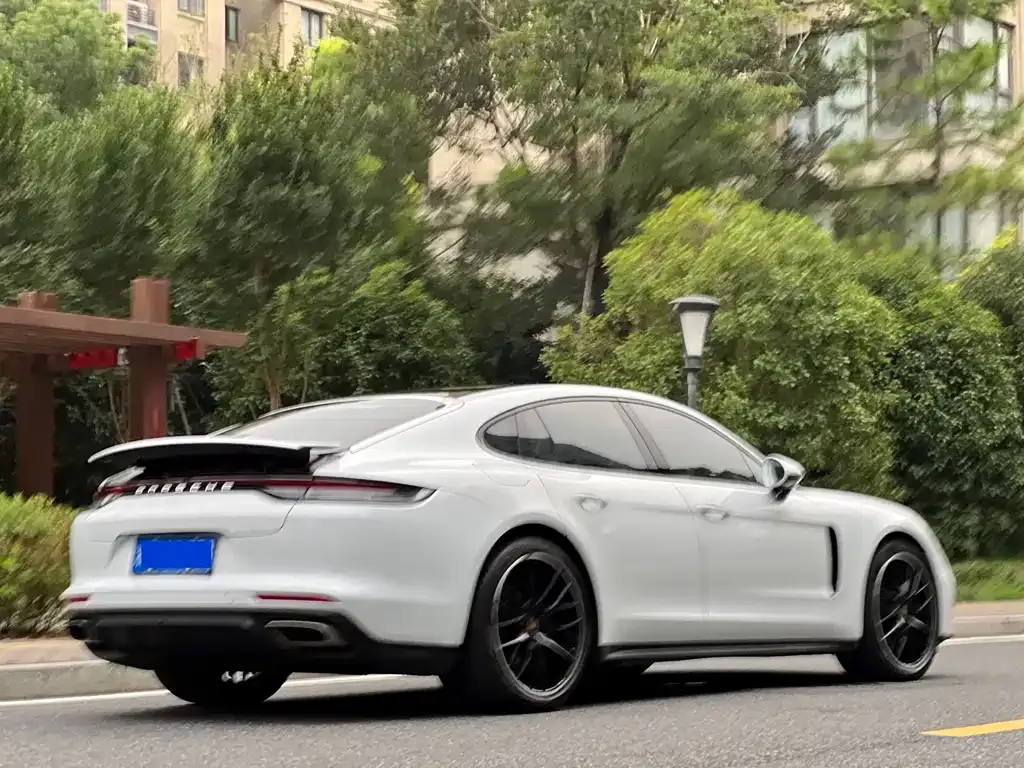 Porsche Panamera 2022 из CN, фото 6
