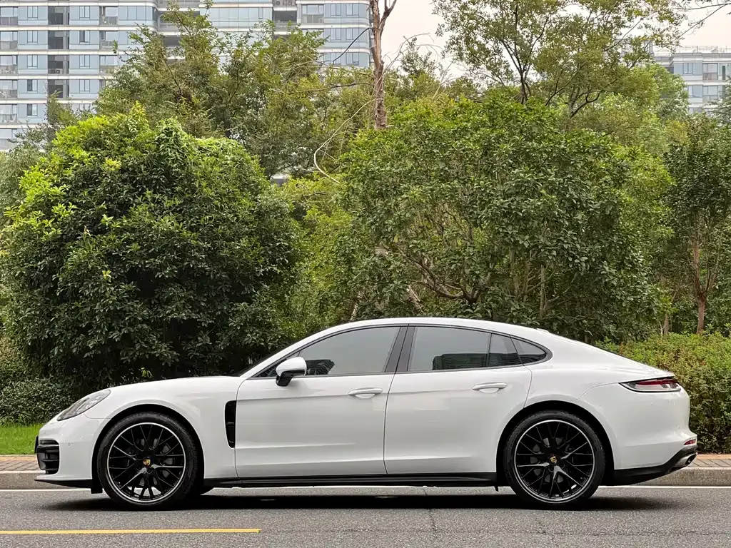 Porsche Panamera 2022 из CN, фото 7