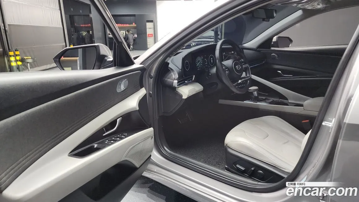 Hyundai AVANTE 2021 из KR, фото 10