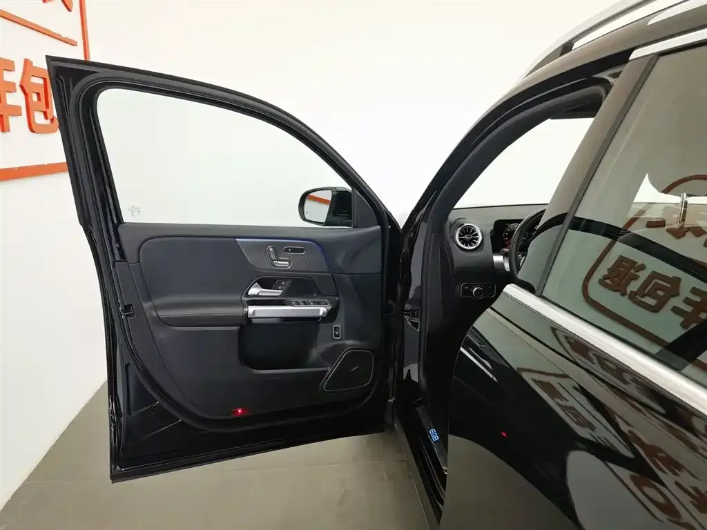 Mercedes-Benz EQB 2022 из CN, фото 8