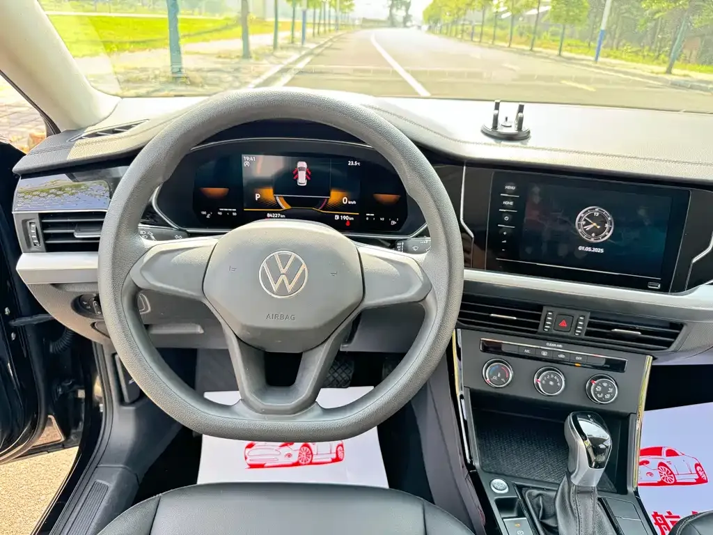 Volkswagen Passat — фото 10