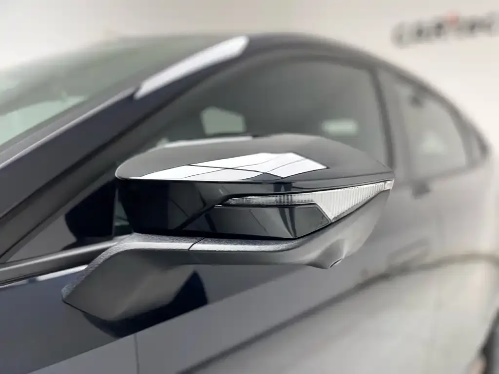 Changan UNI-V 2023 из CN, фото 6