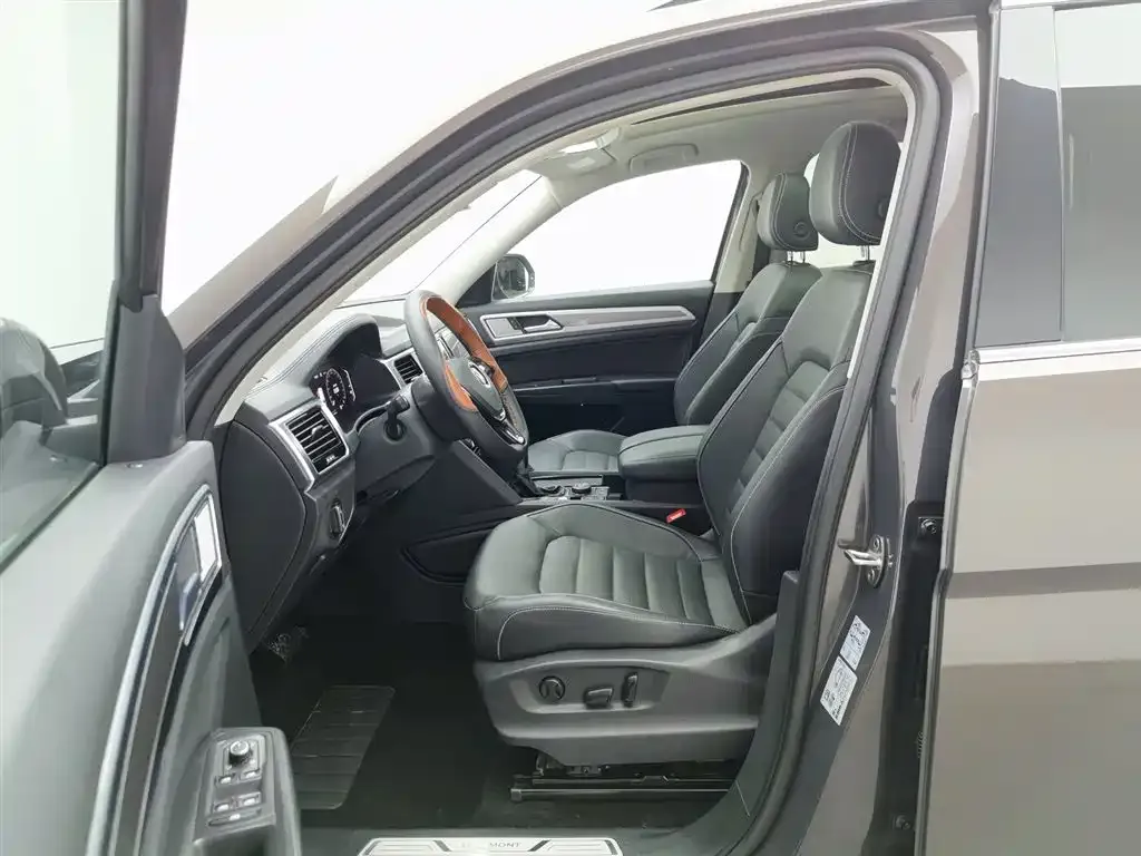 Volkswagen Teramont 2021 из CN, фото 10