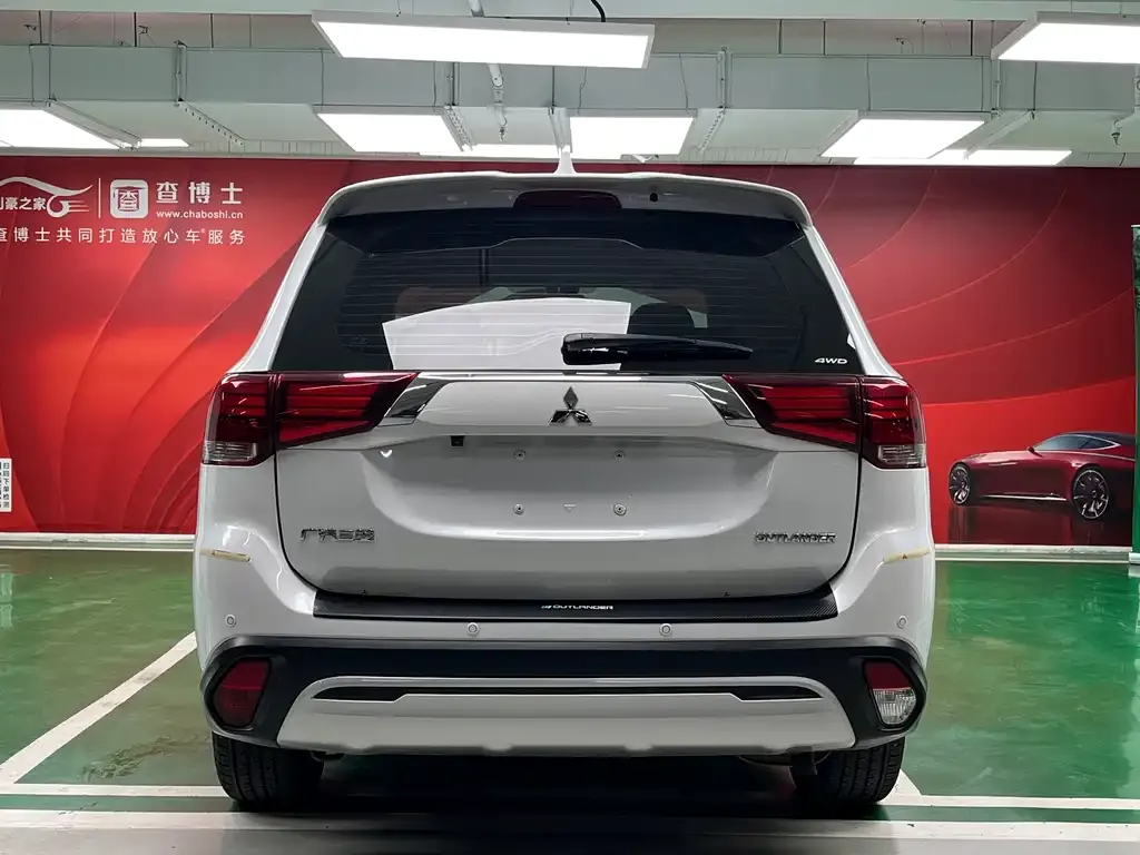 Mitsubishi Outlander 2021 из CN, фото 6