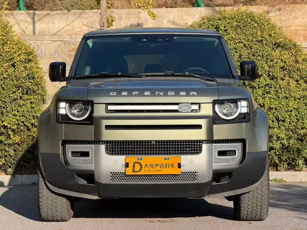 Land Rover Defender — фото 2
