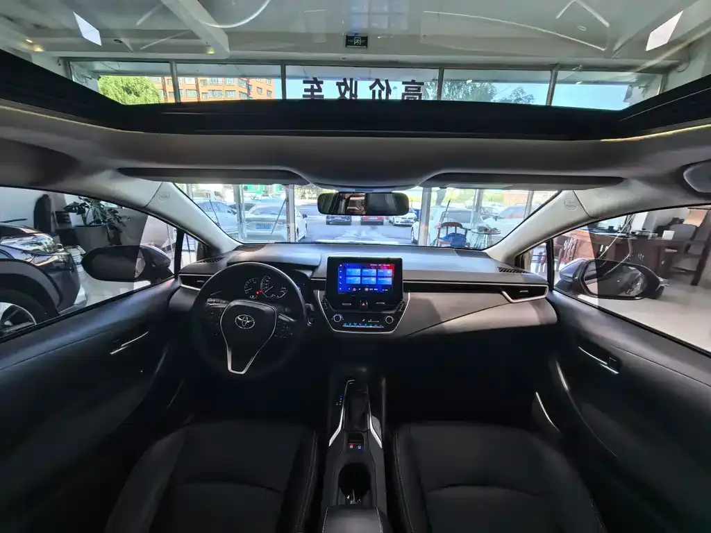 Toyota Corolla 2021 из CN, фото 4
