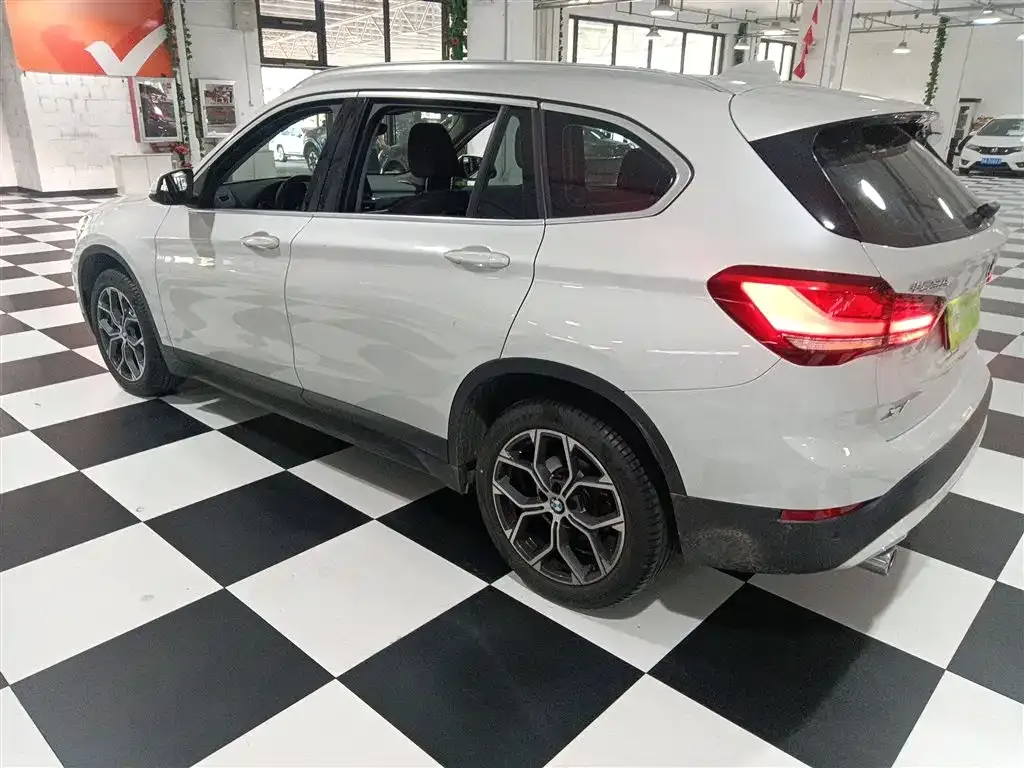 BMW X1 2023 из CN, фото 5