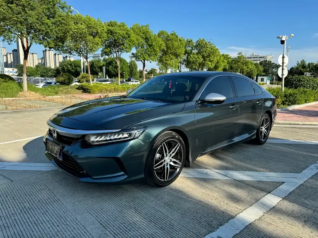 Honda Inspire — фото 1