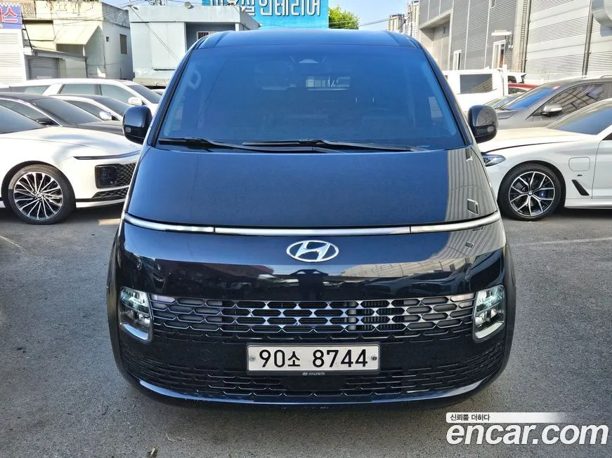 Hyundai Staria 2022 из KR, фото 1