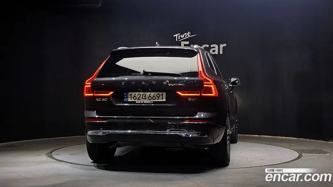 Volvo XC60 2022 из KR, фото 4