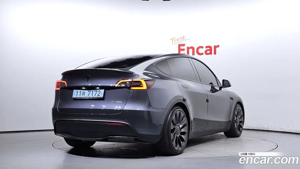 Tesla Model Y 2021 из KR, фото 2