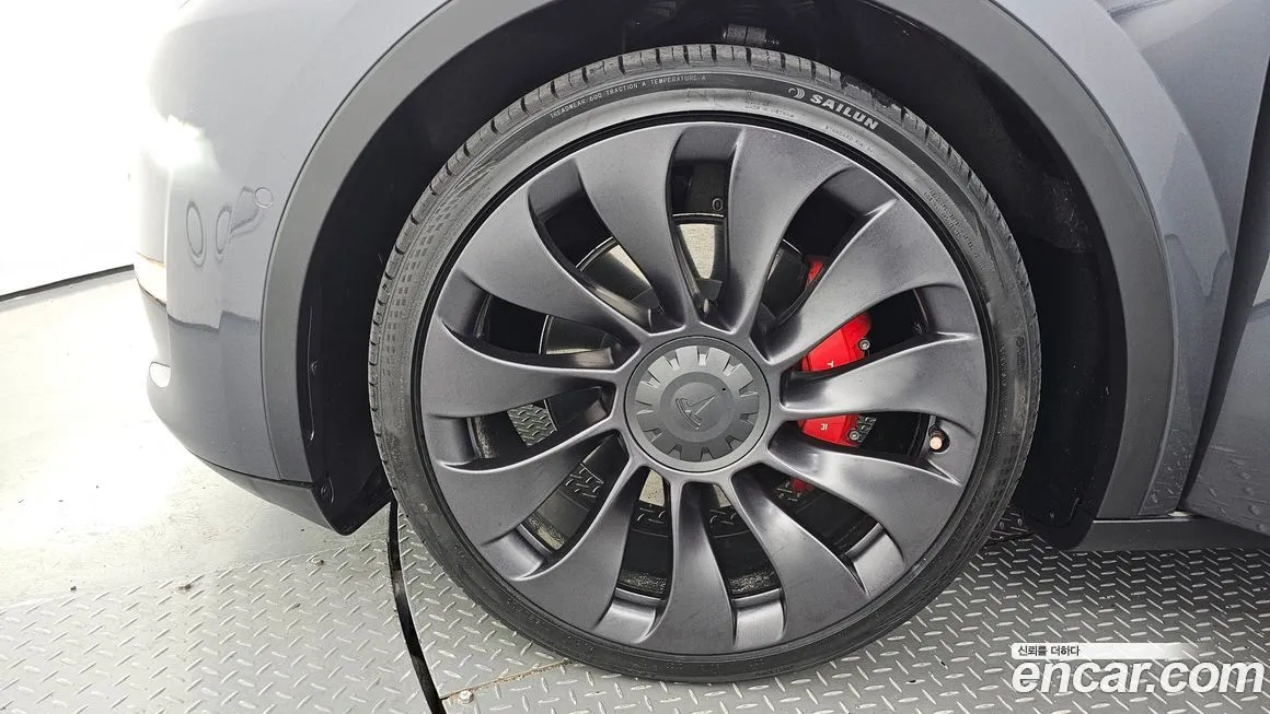 Tesla Model Y 2021 из KR, фото 5