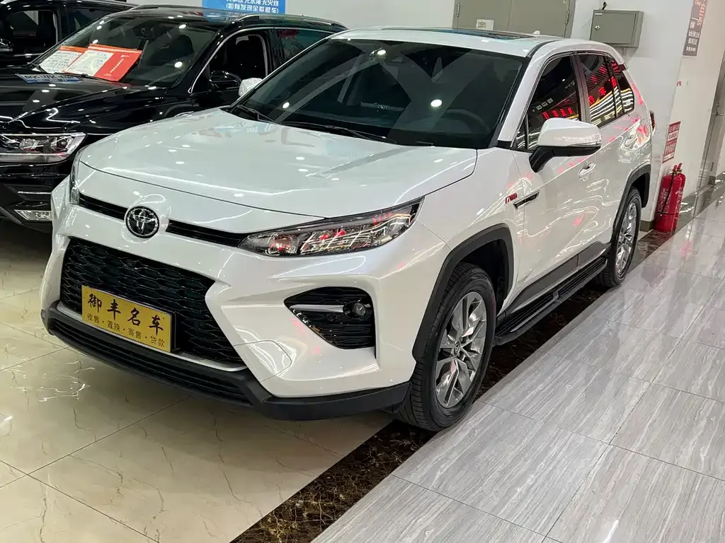 Toyota Wildlander 2023 из CN, фото 1