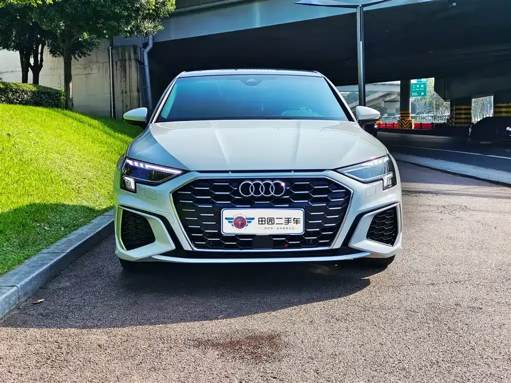 Audi A3 — фото 2