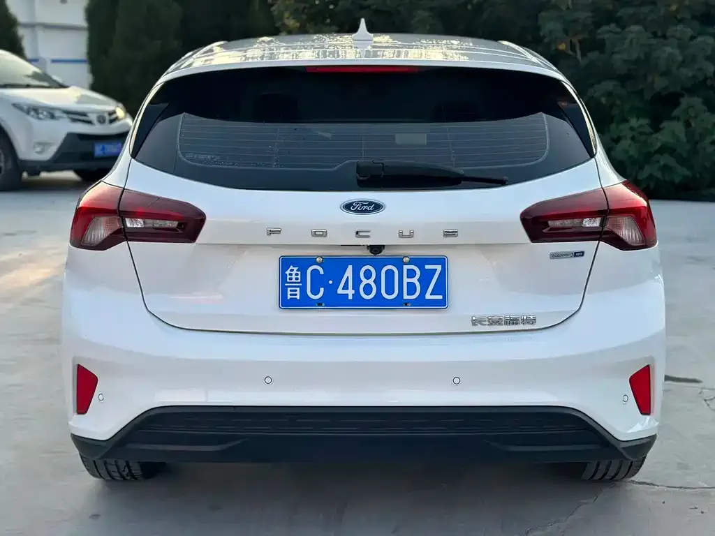 Ford Focus 2023 из CN, фото 3