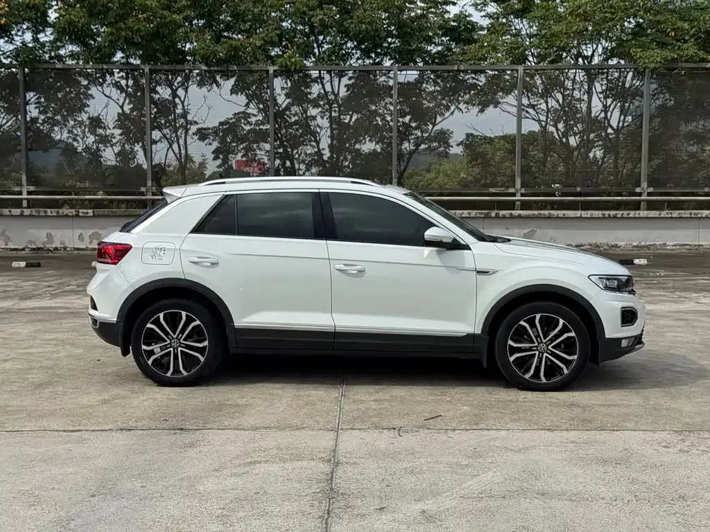 Volkswagen T-Roc 2022 из CN, фото 4