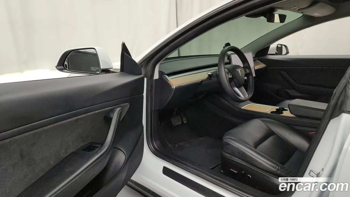 Tesla Model 3 2021 из KR, фото 10
