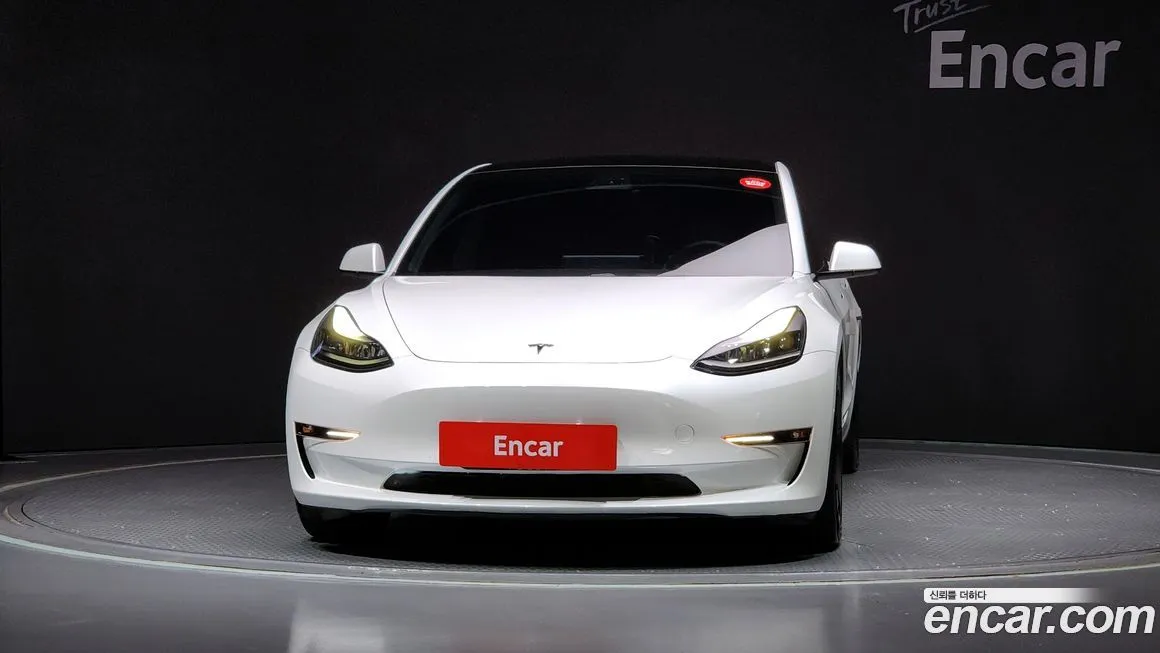 Tesla Model 3 2021 из KR, фото 3