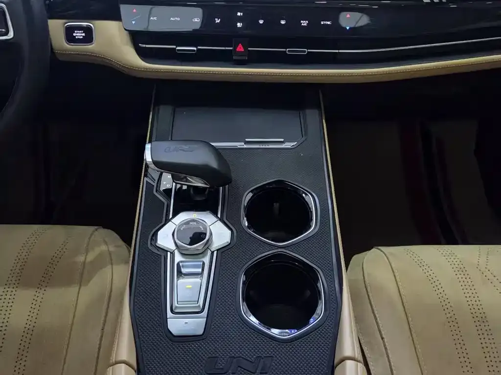Changan UNI-K 2023 из CN, фото 8