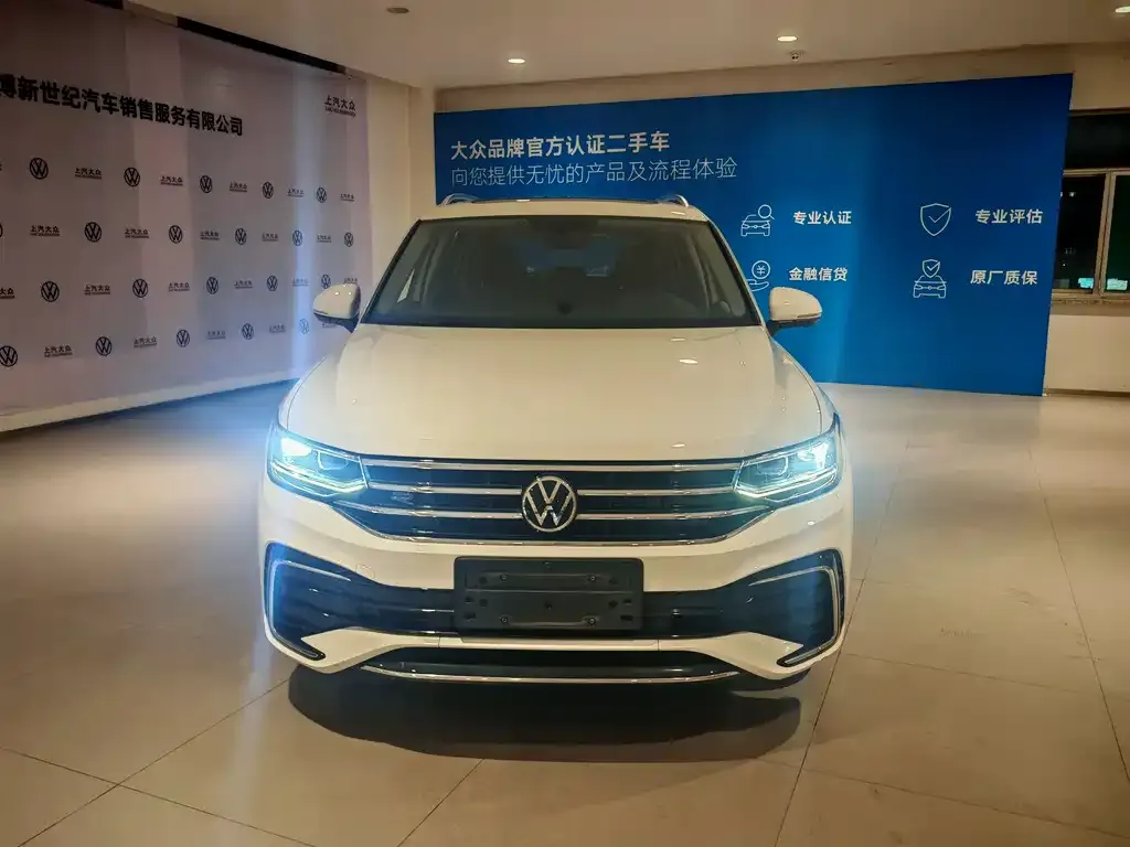 Volkswagen Tiguan L 2022 из CN, фото 2