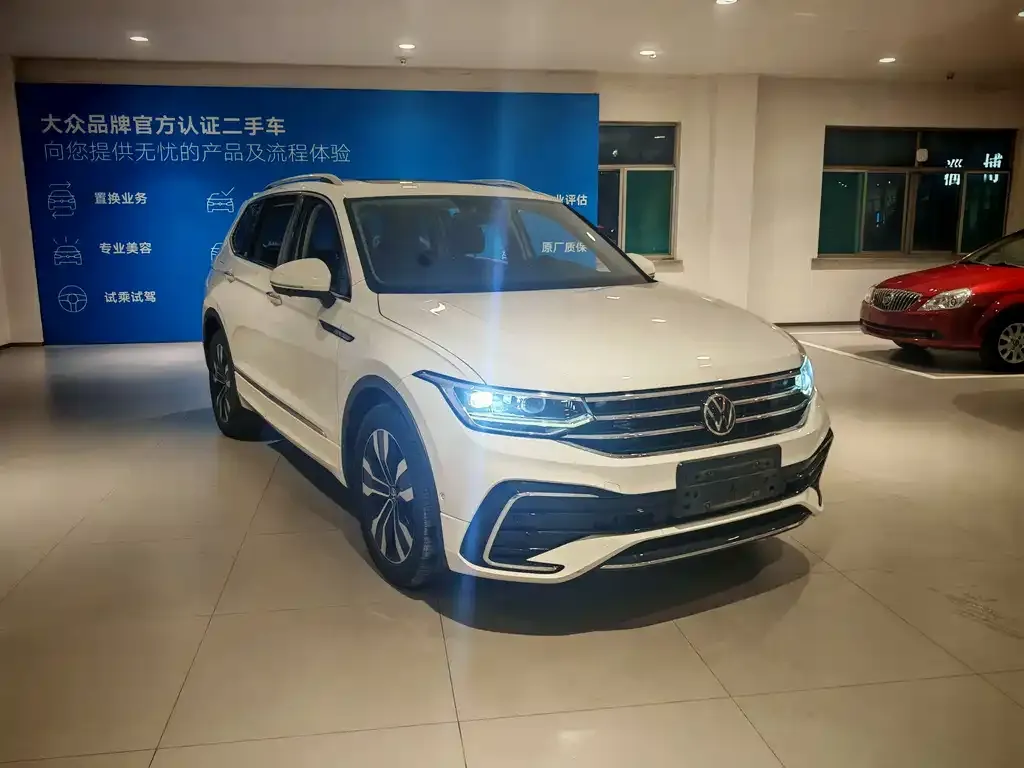 Volkswagen Tiguan L 2022 из CN, фото 3