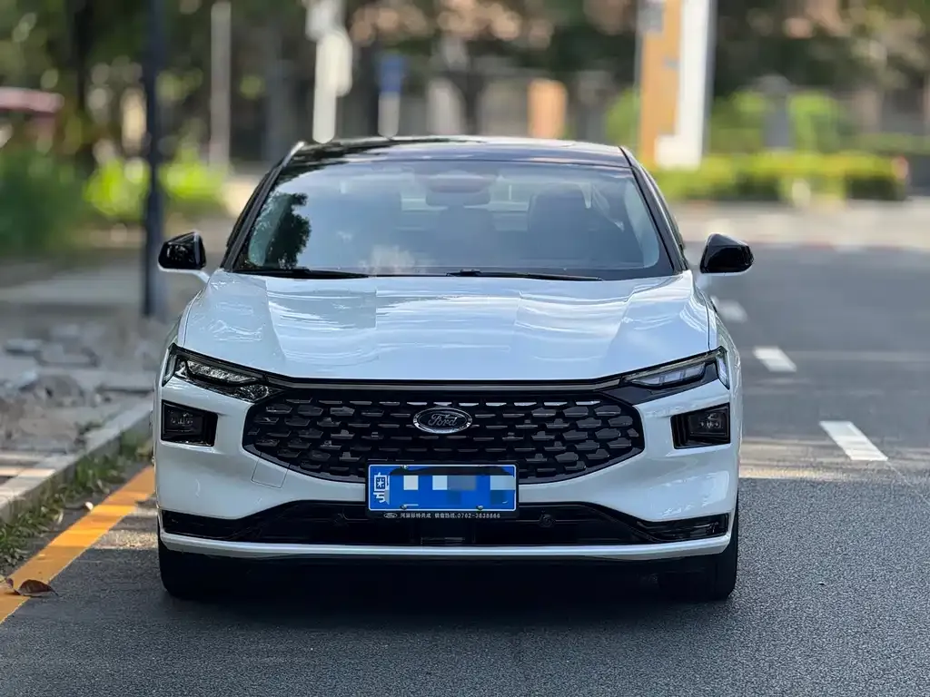 Ford Mondeo 2022 из CN, фото 3