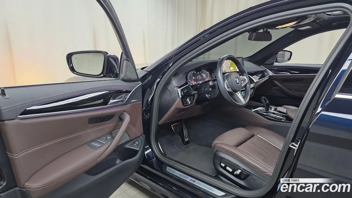 BMW 5-Series 2023 из KR, фото 10