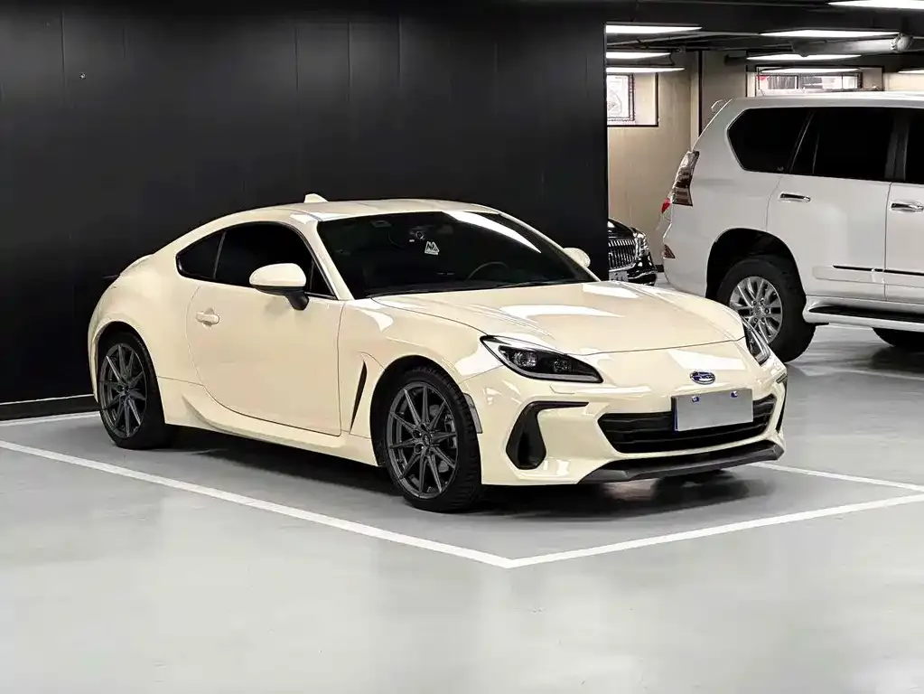 Subaru BRZ 2023 из CN, фото 3