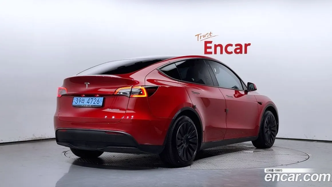Tesla Model Y 2021 из KR, фото 2