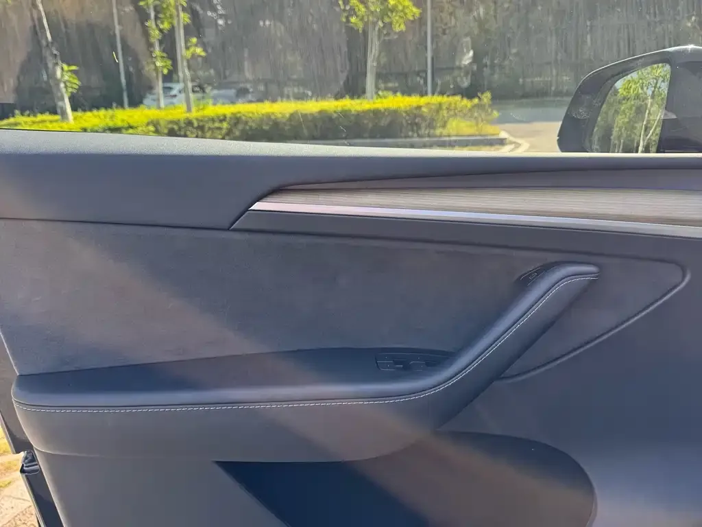 Tesla Model Y 2022 из CN, фото 8